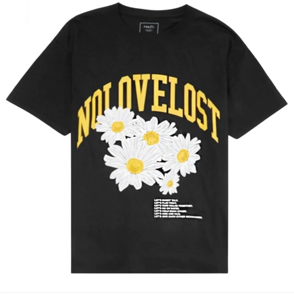 NWT Rue 21 Black Graphic Tee “No Love Lost”